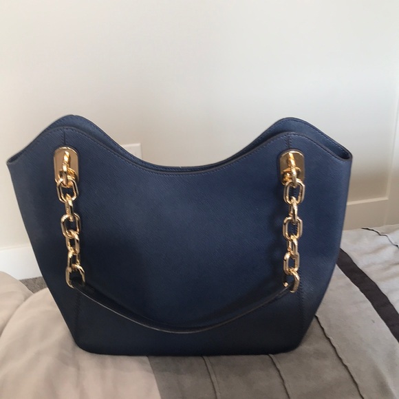 Big Blue Micheal Kors Purse - Picture 2 of 5